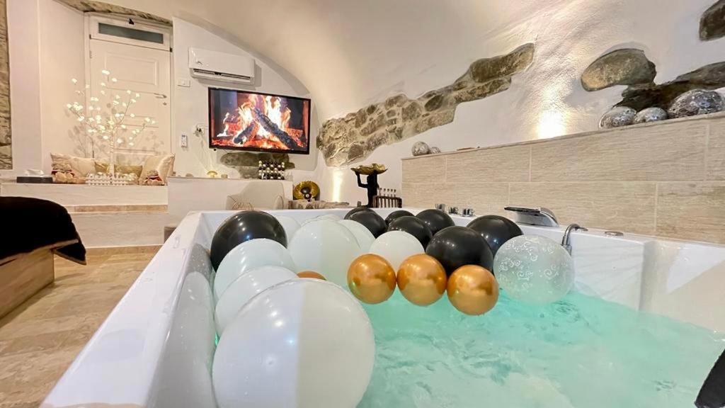 Le Petit Bijou Di Dolceacqua, Per Un Momento Romantico Exteriör bild